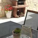 شقة 